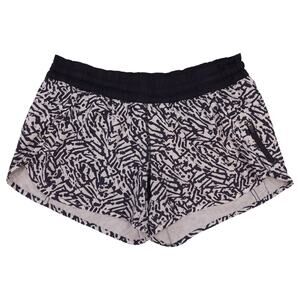 Lululemon Tracker Short III *4-way Stretch Brushed Animal White Black Sz 8